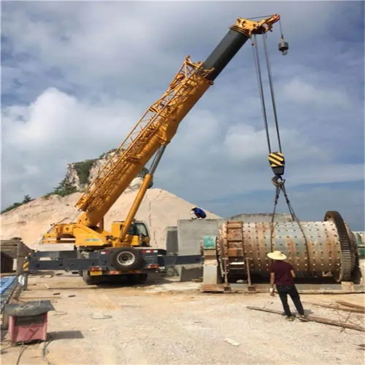 涪城吊车的运输费用是否包含在租赁费用中